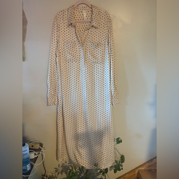 H&M Dresses & Skirts - H&M Cream Polka Dot Long Sleeve Dress